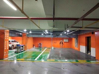 武漢車名堂精細洗車 手工打蠟 60元,徐東萬利廣場停車場